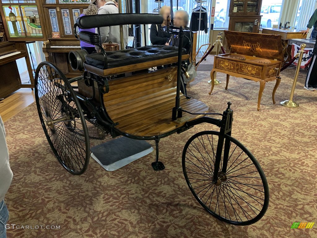 1886 Benz Patent Motorwagen Replica