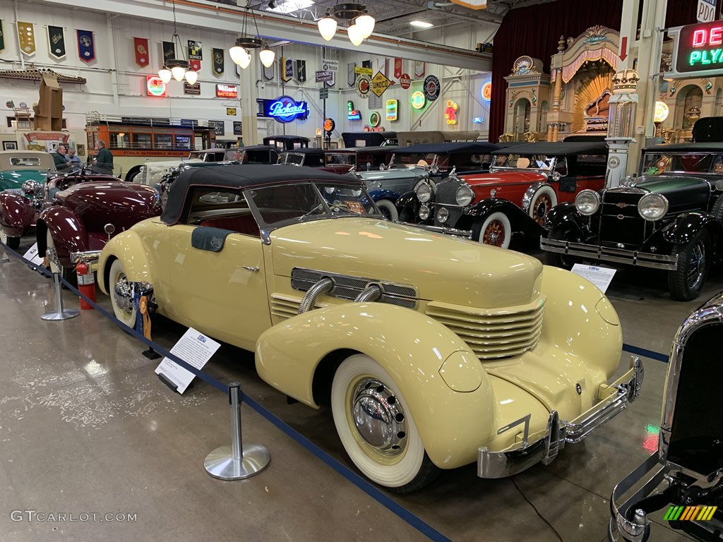 1937 Cord 812 Supercharged Sportsman