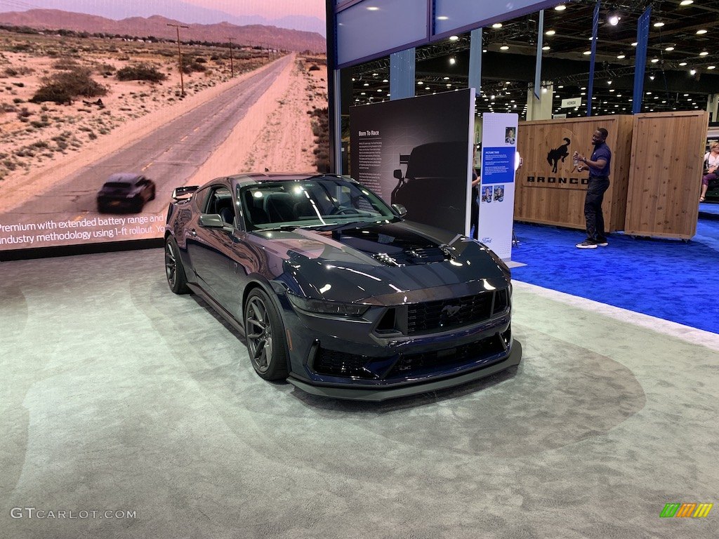 2024 Mustang Dark Horse