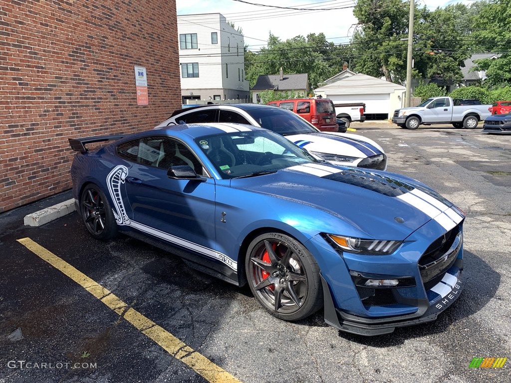 Mustang GT500 in Ford Performance Blue