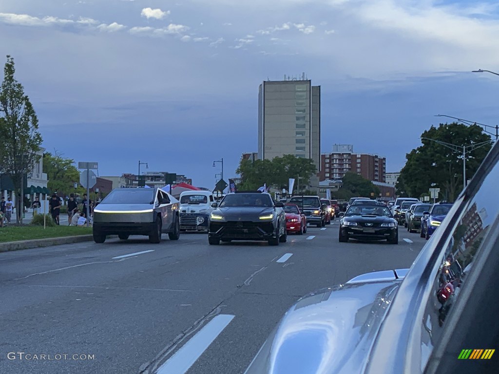 Tesla and Lamborghini taking up the rear.