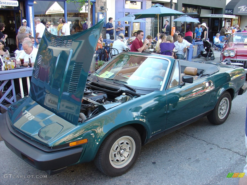 Triumph TR8