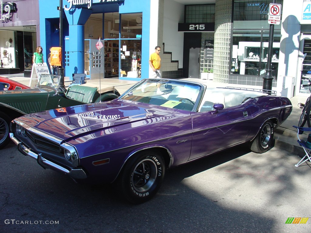 Dodge Challenger