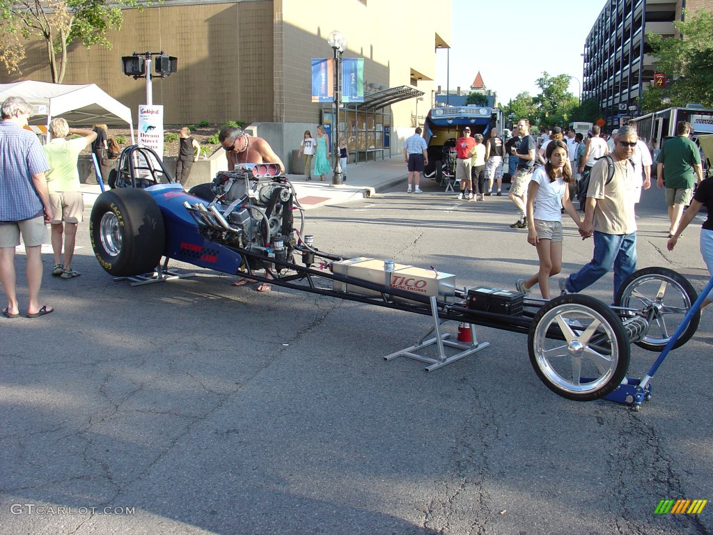 Long-Wheelbase Dragster