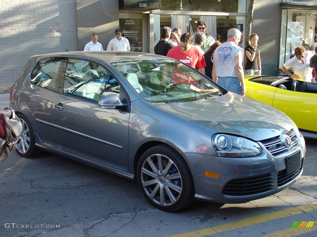 Volkswagen GTI R32