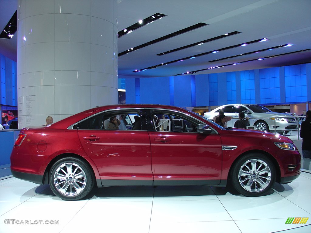 Ford Taurus