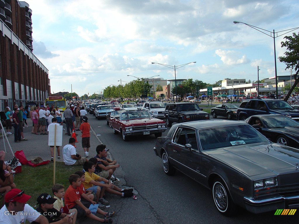 2008 14th Annual Woodward Dream Cruise photo #236172