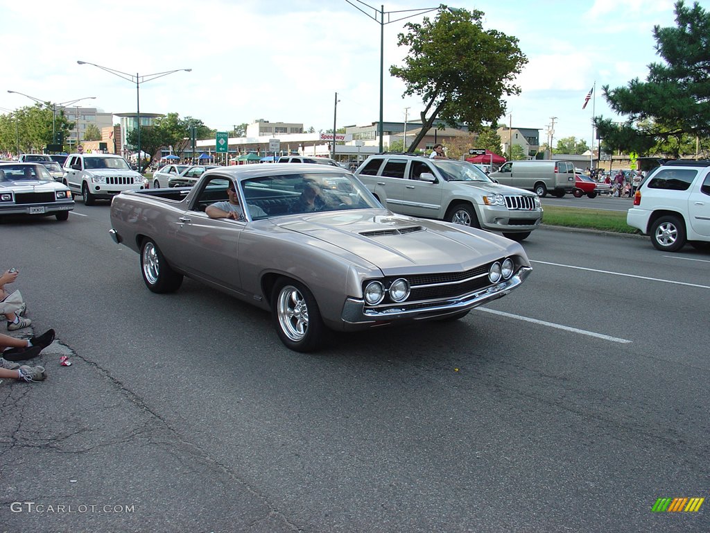 2008 14th Annual Woodward Dream Cruise photo #236173