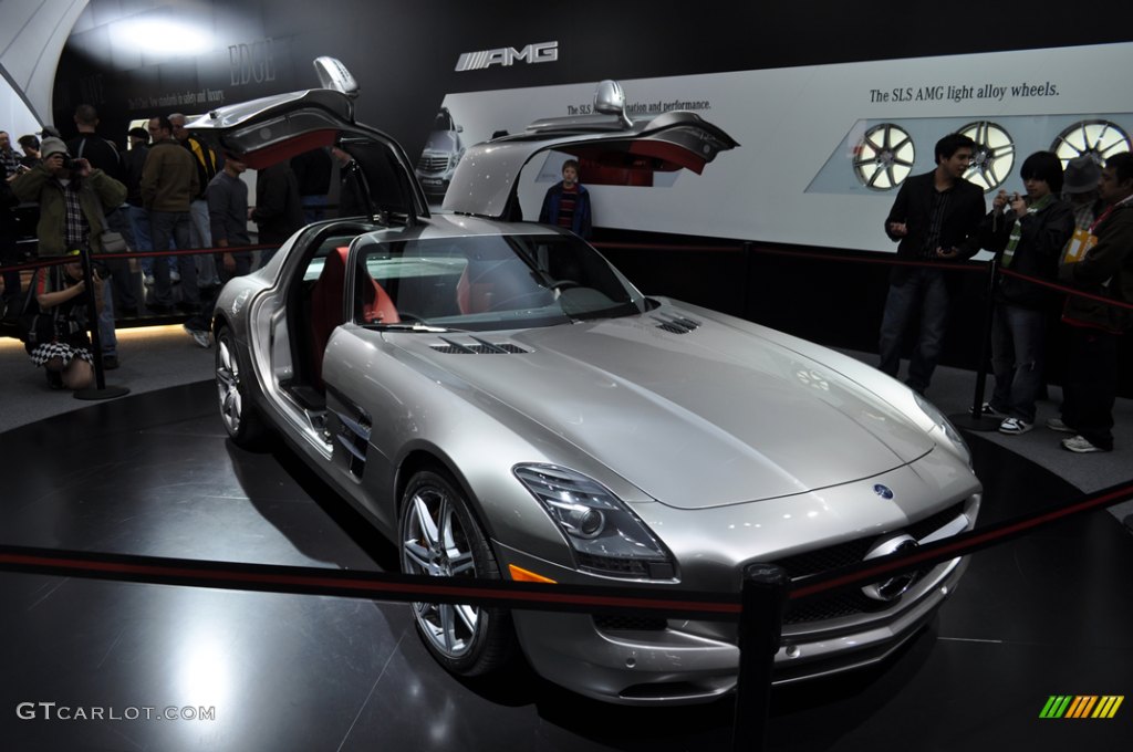 2010 Mercedes Benz SLS AMG Gulwing