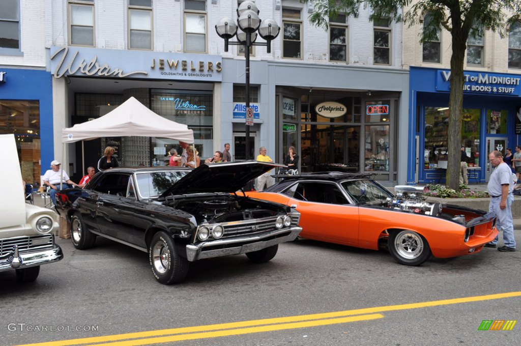 2009 Ann Arbor Rolling Sculpture Car Show photo #26258142