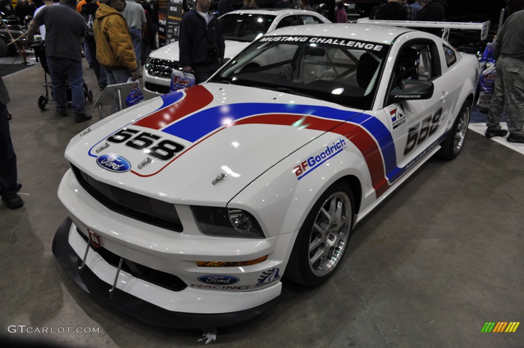 Ford Mustang FR500S