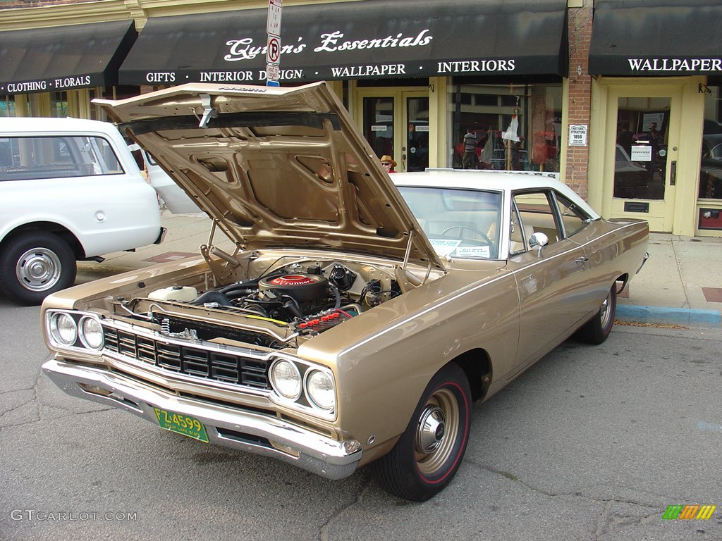 1968 Plymouth Road Runner