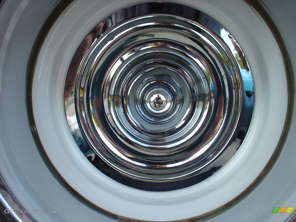 Glistening Rings of Chrome