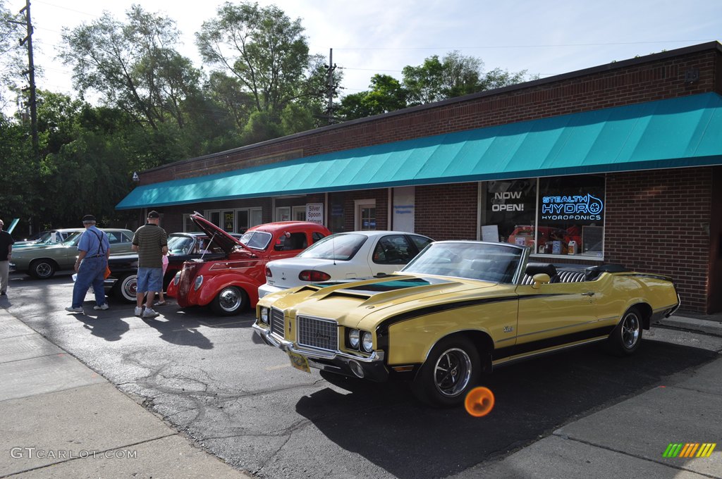 Oldsmobile Cutlass Convertible