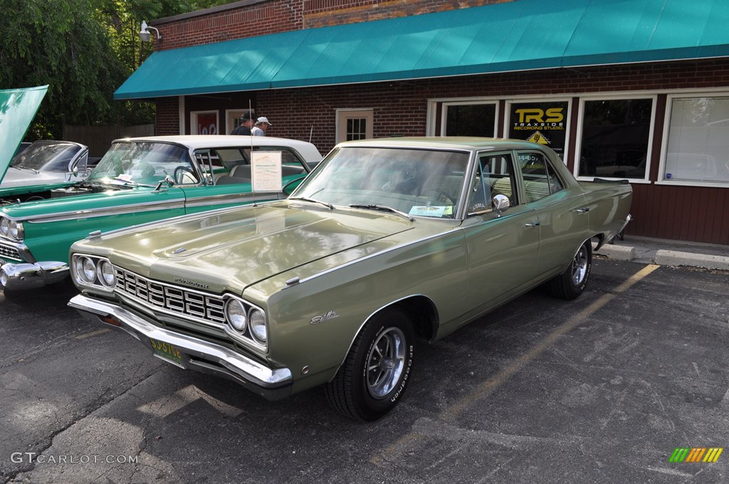 1968 Plymouth Satellite Sedan