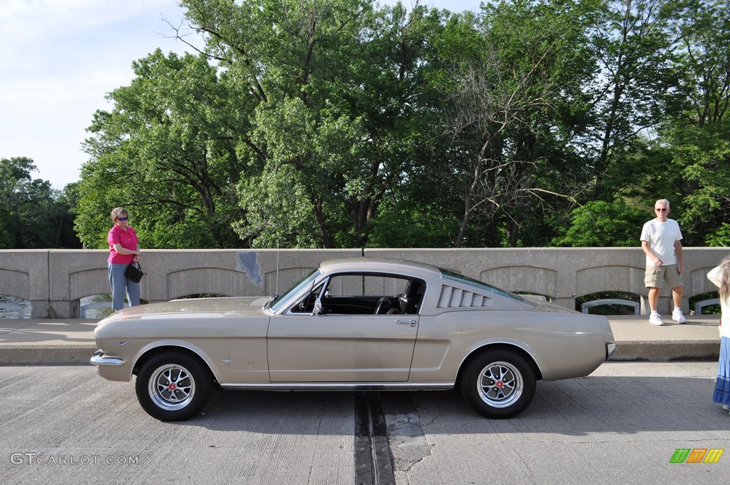 1965 Ford Mustang Fastback