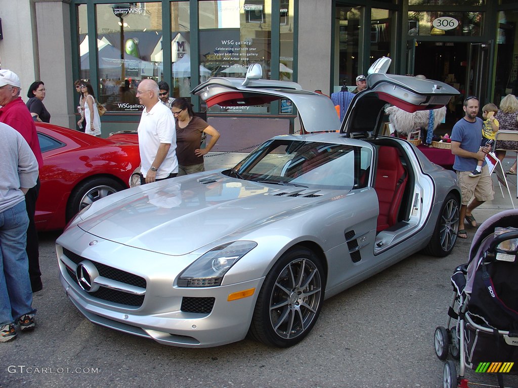 2011 Mercedes Benz SLS AMG Gulwing