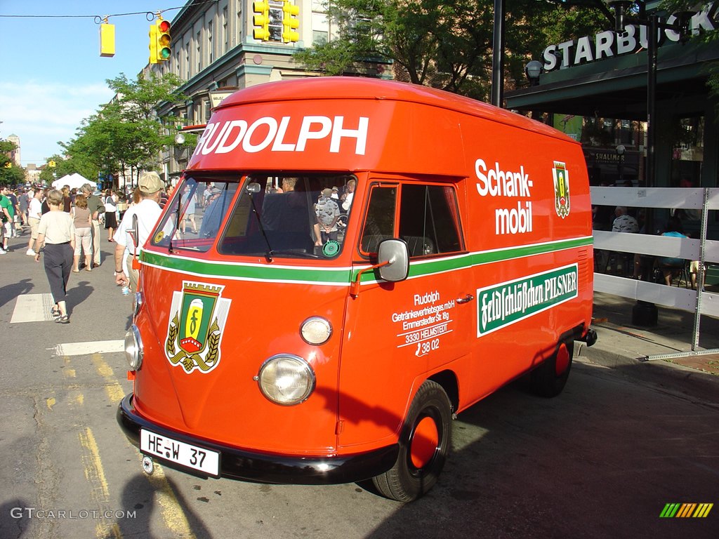 Volkswagen T2 Transport Van