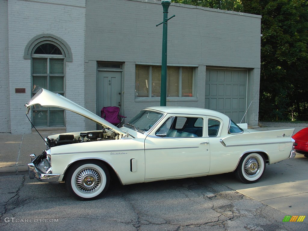 1959 Studebaker Silver Hawk