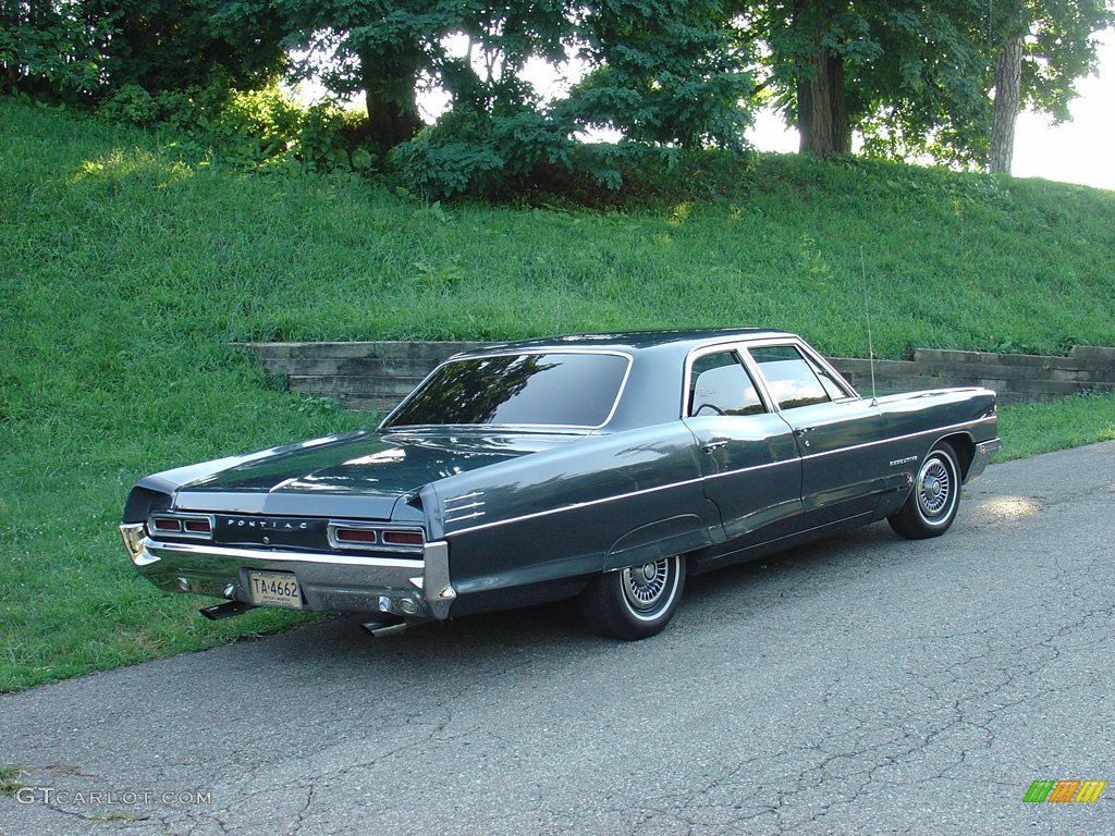 '66 Pontiac Star Chief Executive