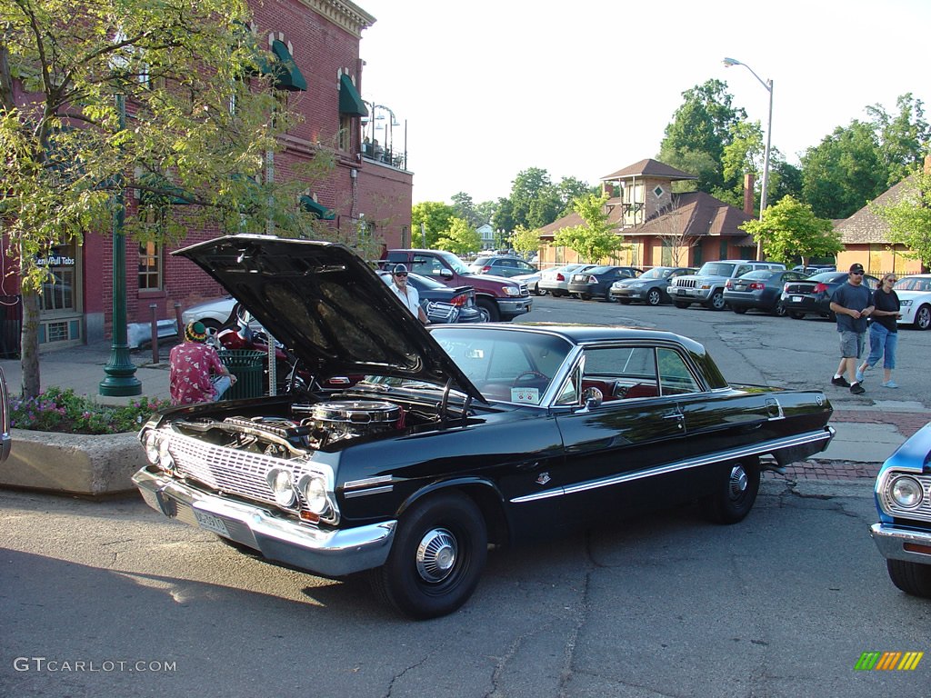 2010 Depot Town Cruise Nights "Mid Season" photo #33985711