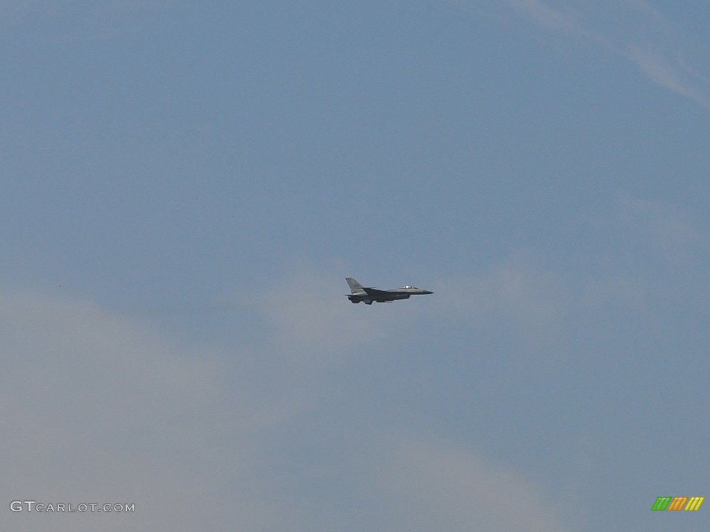 F-16 Viper in the air