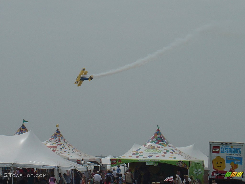 Boeing PT-17 Stearman doing some stunt flying.