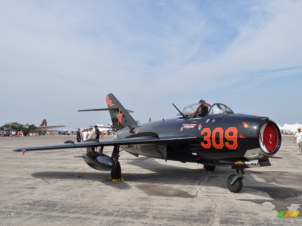 Mikoyan-Gurevich MiG-17 “ Fresco ” Sub Sonic Jet Fighter