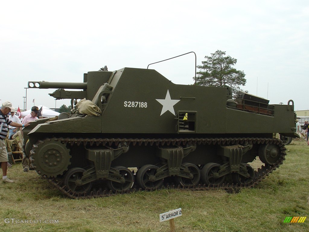 Montreal Locomotive Works Sexton, Self Propelled Artillery Vehicle, with the Ordnance QF 25 pounder 89mm Gun