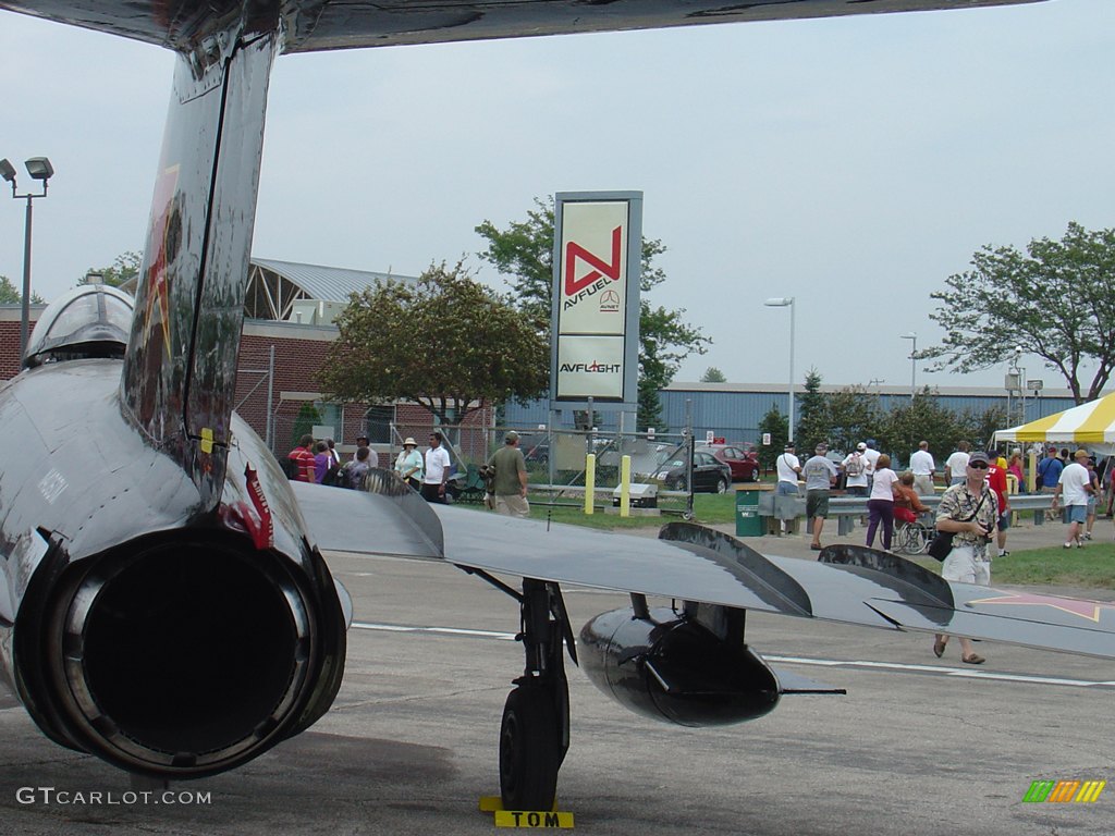 Thunder Over Michigan Air Show - Gathering of Fortresses & Legends photo #34581170