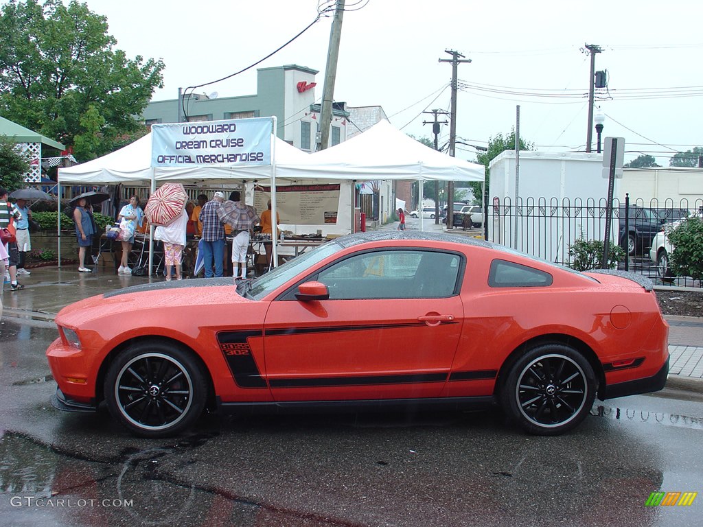 Ford 2011 Ford Mustang Boss 302