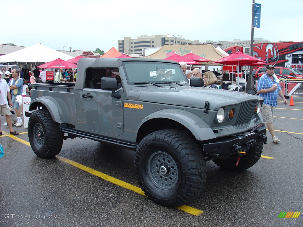 Jeep Nukizer 715 a tribute to the to the military-spec Kaiser Jeep M715