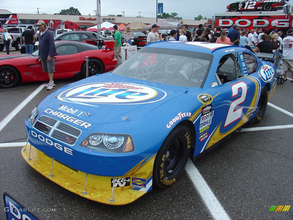 NASCAR Sprint Cup Series, 2 Miller Lite Dodge Charger of Kurt Bush