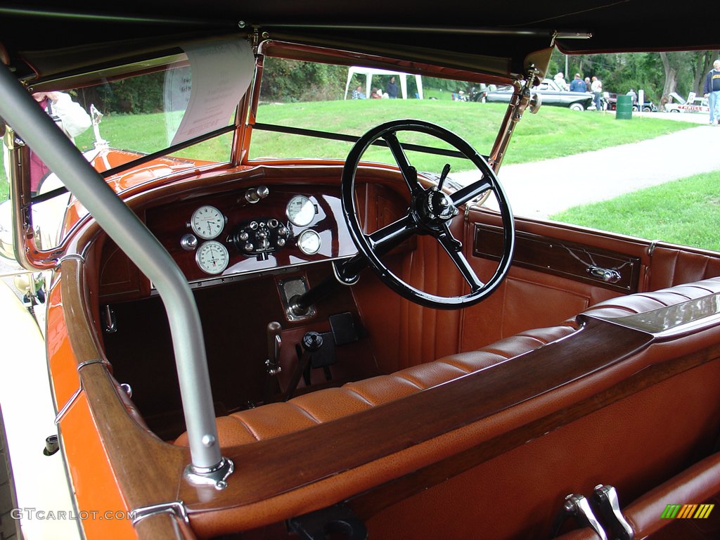 1922 Isotta Fraschini Tipo 8, Interior