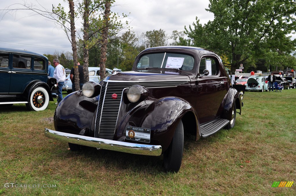 1937 Studebaker Dictator Coupe