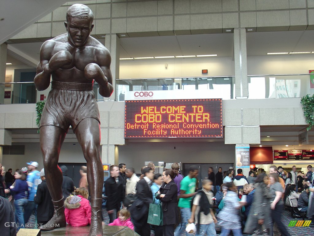 Joe Louis and the enyrance to Cobo Center