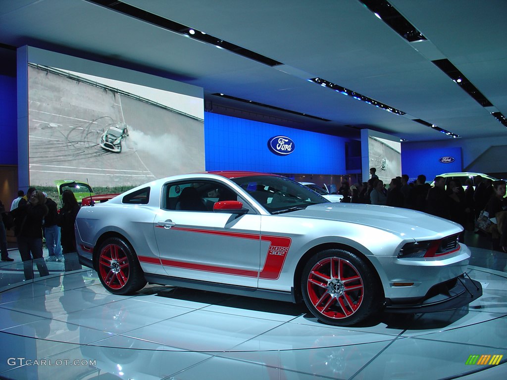 2012 Boss 302 Laguna Seca model, in Silver/Red