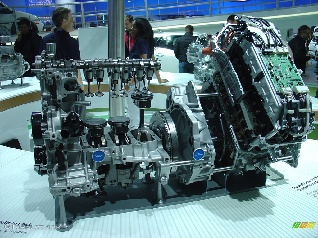 Ford 2.5 Liter Atkinson Cycle DOHC 16-Valve VVT 4 Cylinder Gasoline/Electric Hybrid