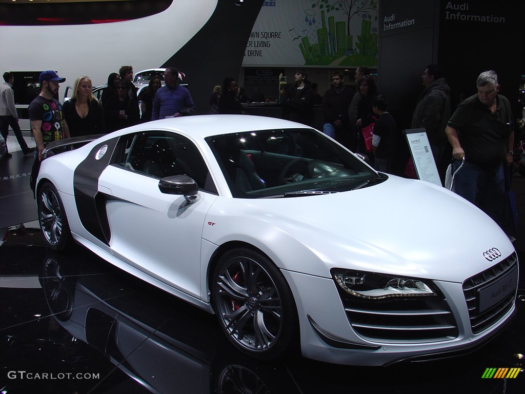 2011 Audi R8 GT in Suzuka Grey Matte Effect