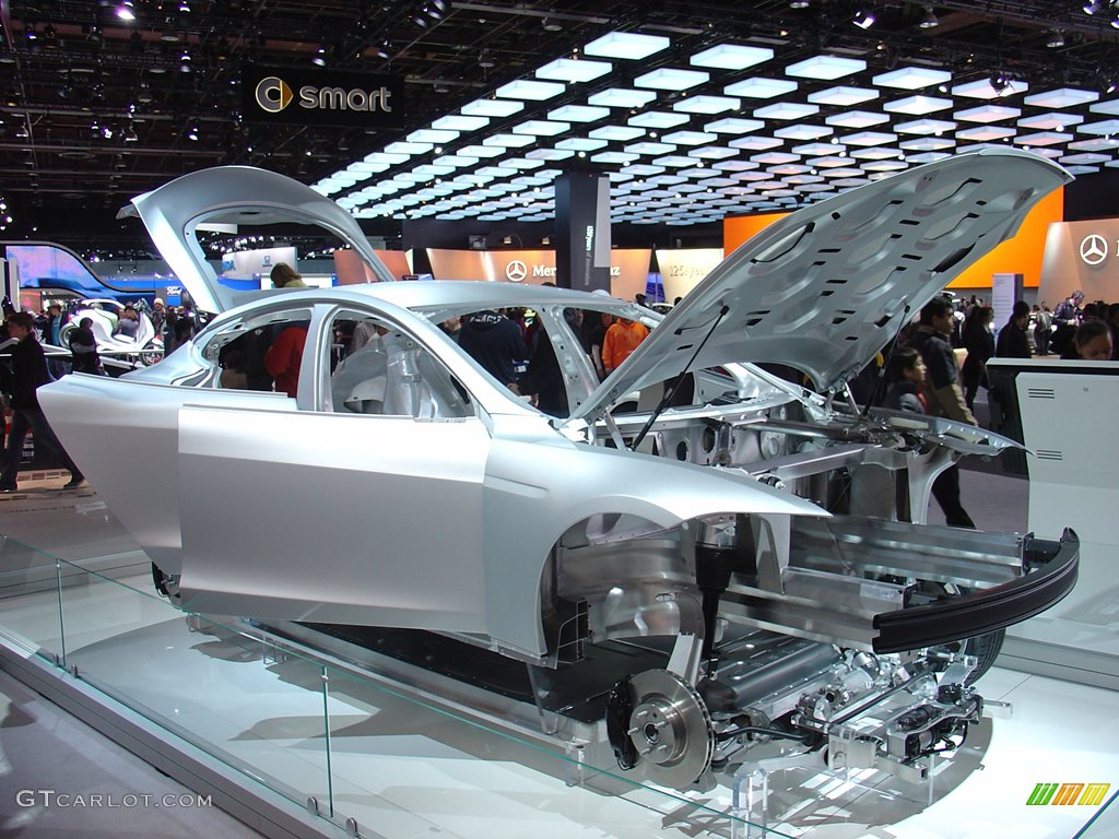 Tesla Model S all aluminum chassis