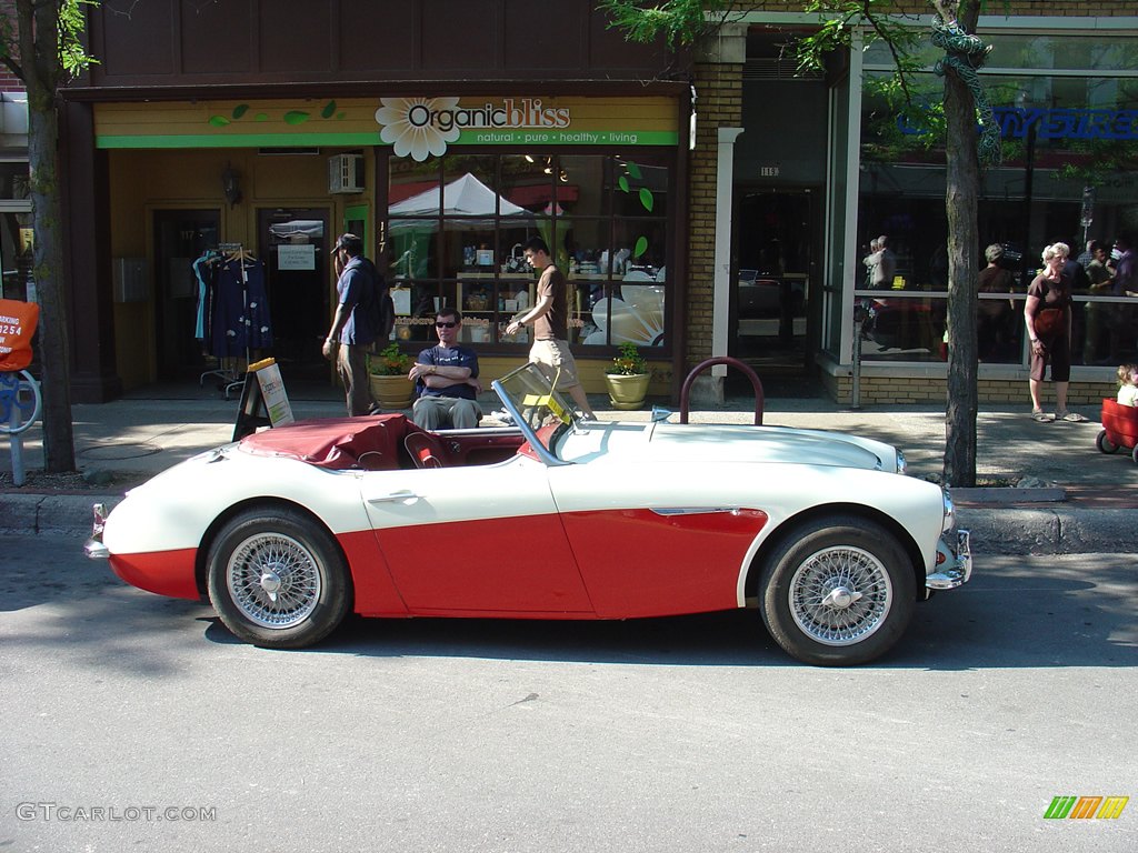 2011 Ann Arbor Rolling Sculpture Car Show photo #53327178