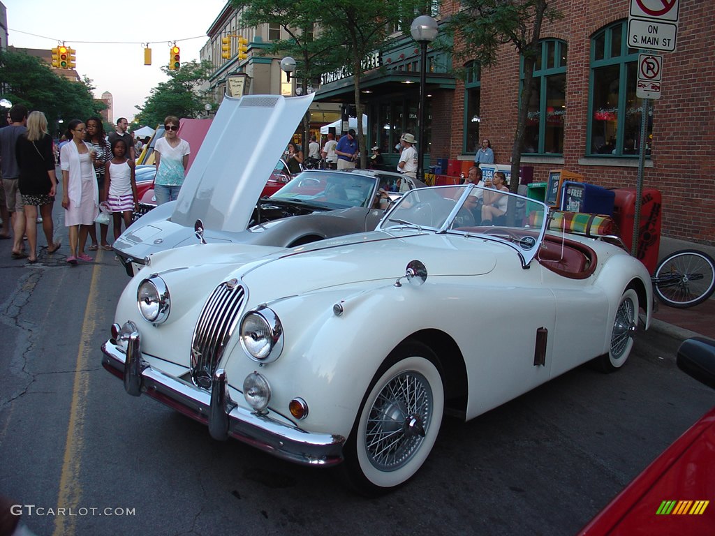 Jaguar XK 140