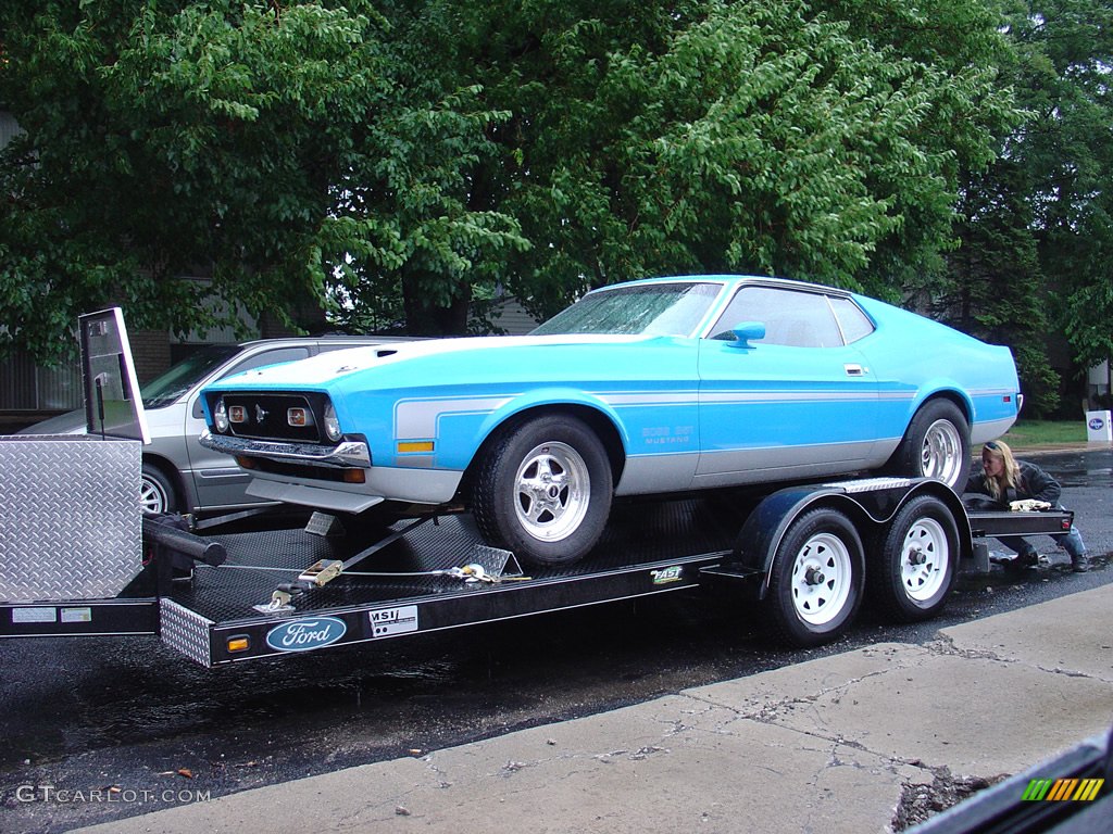 1971 Ford Mustang Mach1 in Grabber Blue