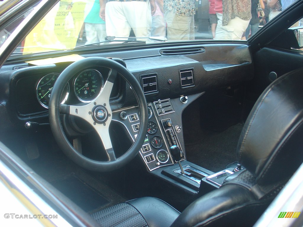 1972 Pantera, Interior