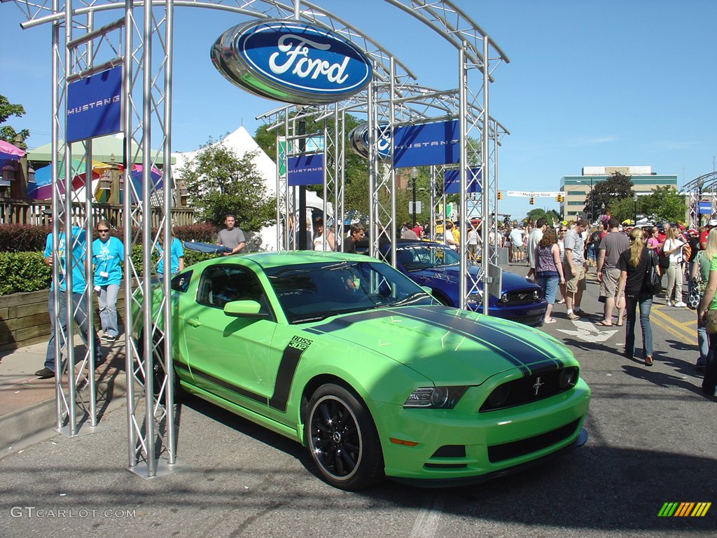 2013 Mustang Boss 302 in Gotta Have It Green