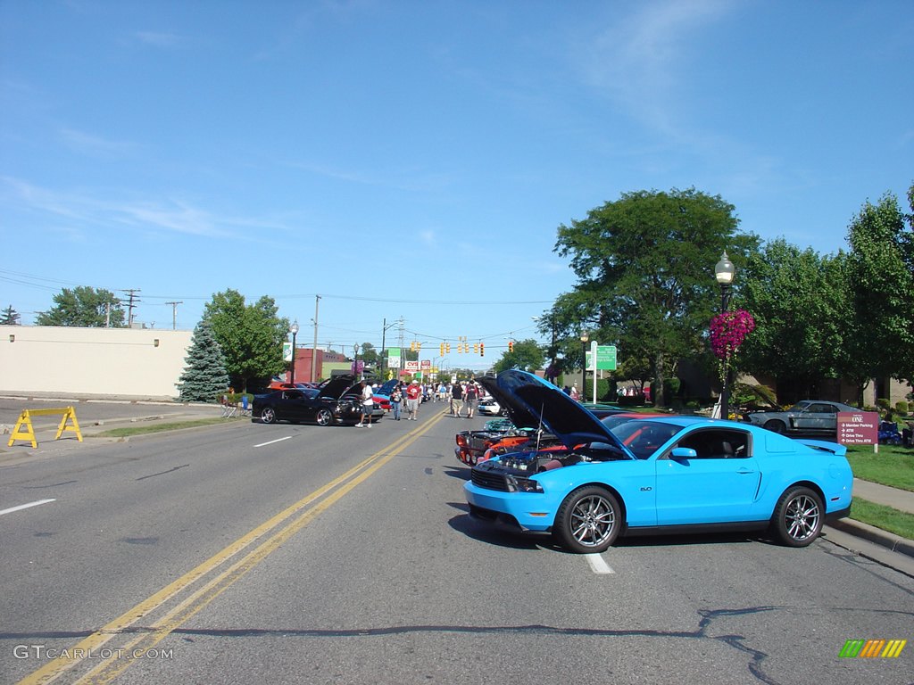 Mustang Alley 2012 Woodward Dream Cruise