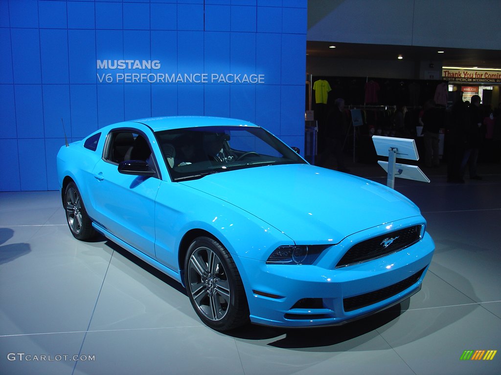 2013 Ford Mustang V6 Coupe in Grabber Blue