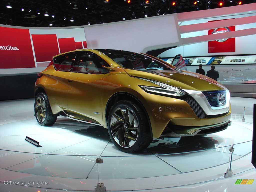 Nissan Resonance Hybrid Concept